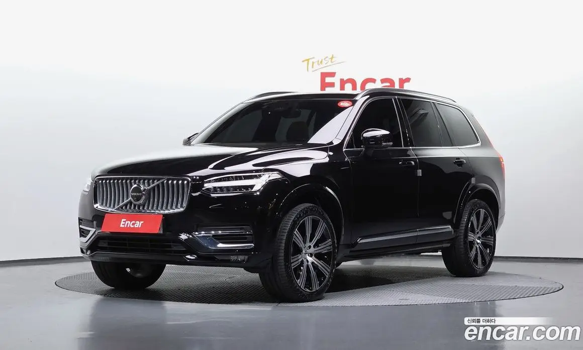 Volvo XC90 2024 2.0 автомат (гидро), фото 1 Volvo XC90 2024 2.0 автомат (гидро), фото 1