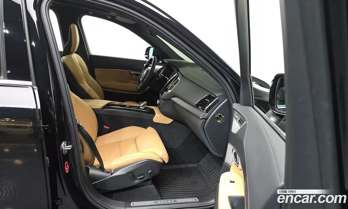 Volvo XC90 2024 2.0 автомат (гидро), фото 17 Volvo XC90 2024 2.0 автомат (гидро), фото 17