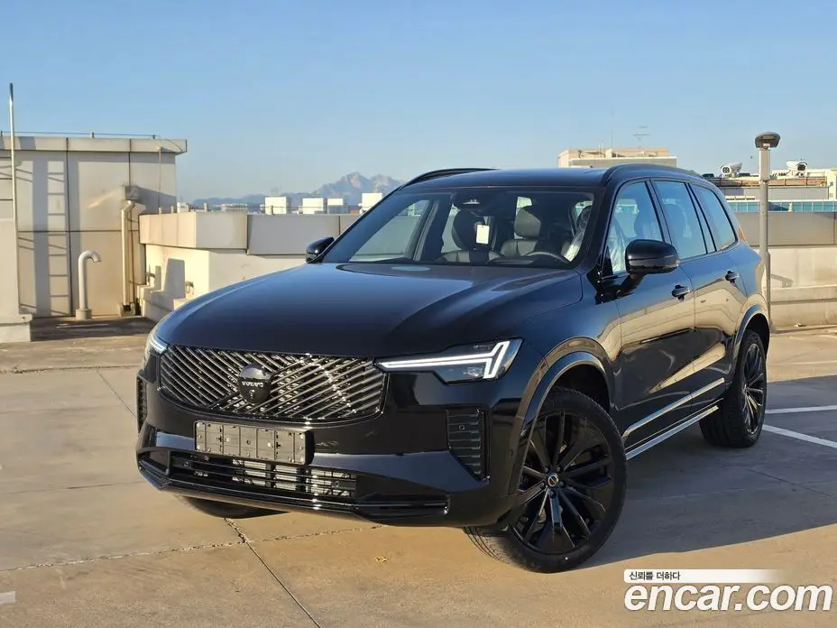 Volvo XC90 2026 2.0 автомат (гидро), фото 1 Volvo XC90 2026 2.0 автомат (гидро), фото 1