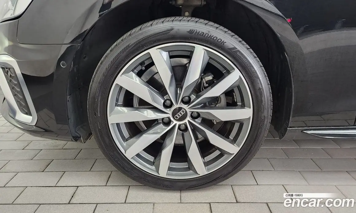 Audi A4 2023 2.0 автомат (гидро), фото 5 Audi A4 2023 2.0 автомат (гидро), фото 5
