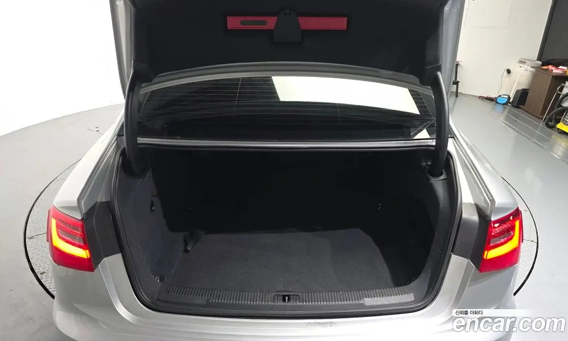 Audi A6 2012 2.0 автомат (гидро), фото 20