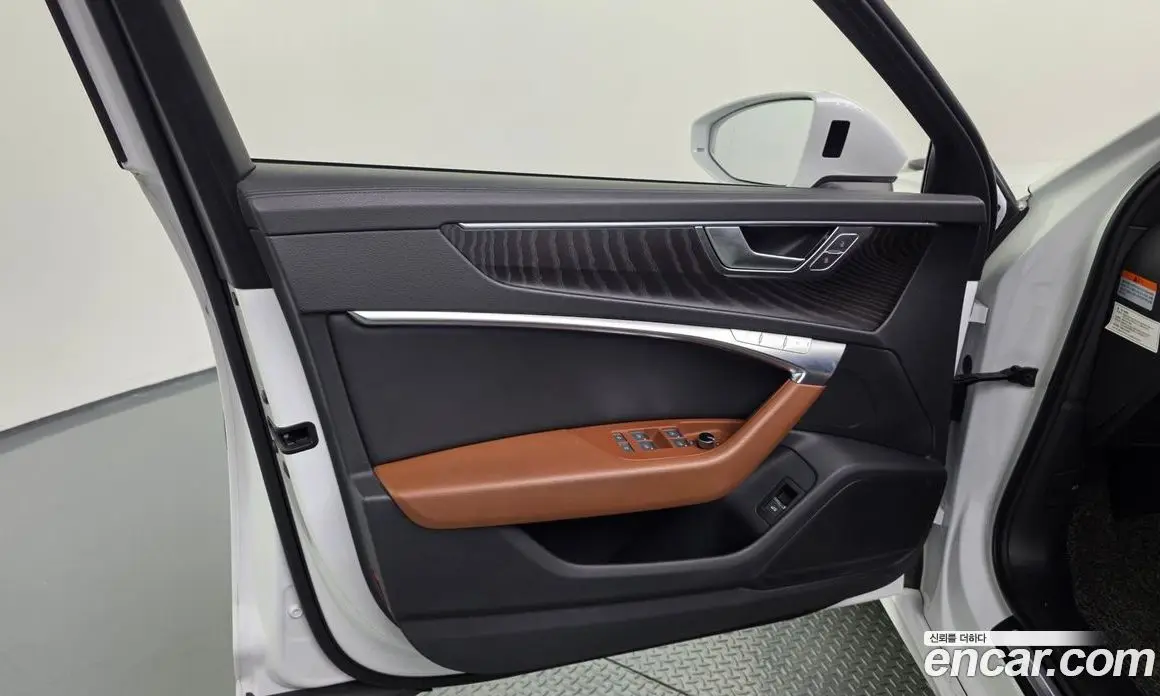 Audi A6 2021 2.0 автомат (гидро), фото 14