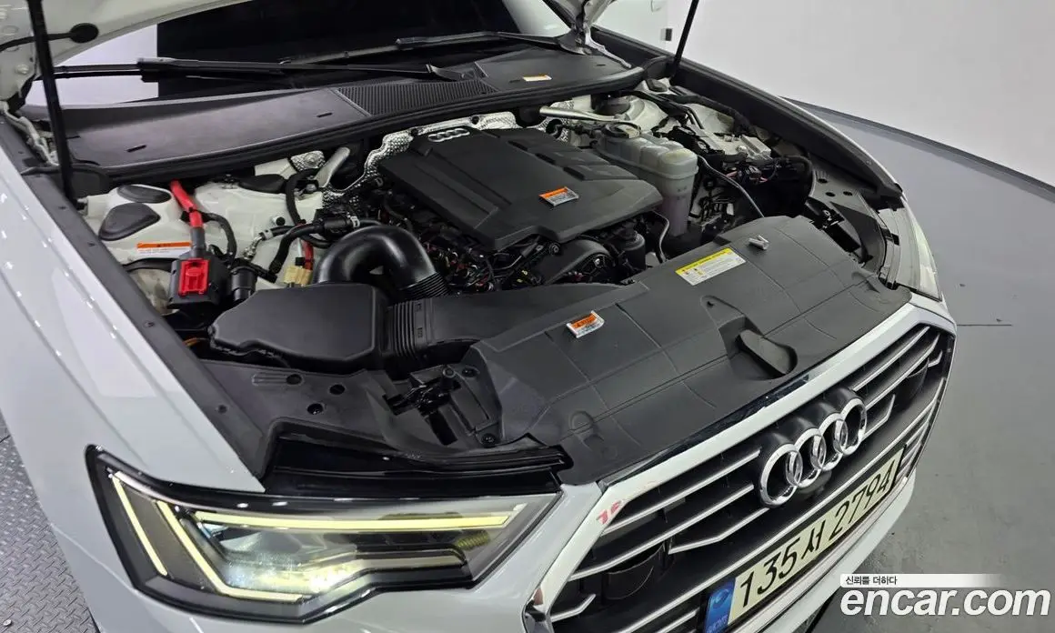 Audi A6 2021 2.0 автомат (гидро), фото 6