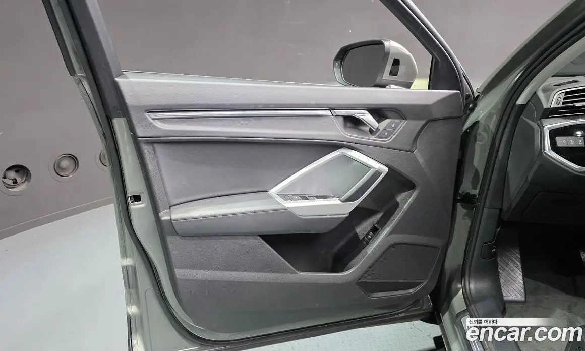 Audi Q3 2023 2.0 автомат (гидро), фото 14 Audi Q3 2023 2.0 автомат (гидро), фото 14