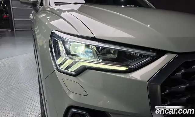 Audi Q3 2023 2.0 автомат (гидро), миниатюра 8 Audi Q3 2023 2.0 автомат (гидро), миниатюра 8