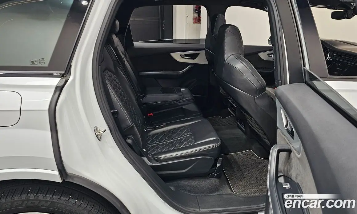 Audi Q7 2021 3.0 автомат (гидро), фото 17 Audi Q7 2021 3.0 автомат (гидро), фото 17