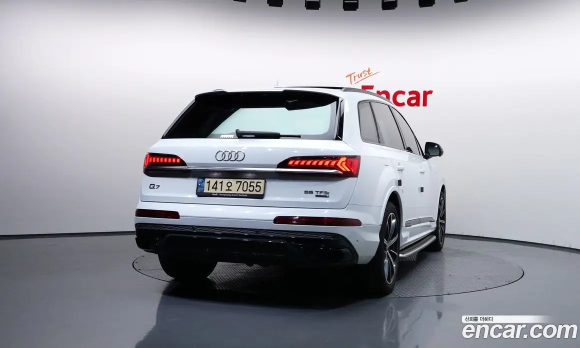 Audi Q7 2021 3.0 автомат (гидро), фото 4 Audi Q7 2021 3.0 автомат (гидро), фото 4