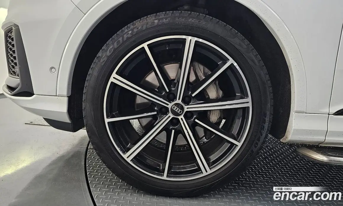 Audi Q7 2021 3.0 автомат (гидро), фото 5 Audi Q7 2021 3.0 автомат (гидро), фото 5