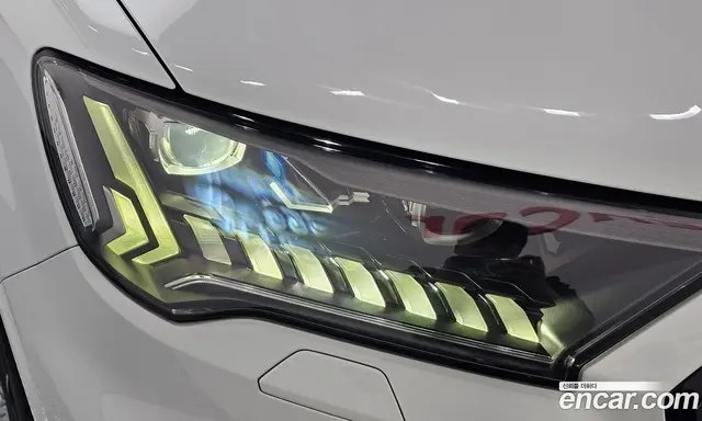 Audi Q7 2021 3.0 автомат (гидро), миниатюра 8 Audi Q7 2021 3.0 автомат (гидро), миниатюра 8