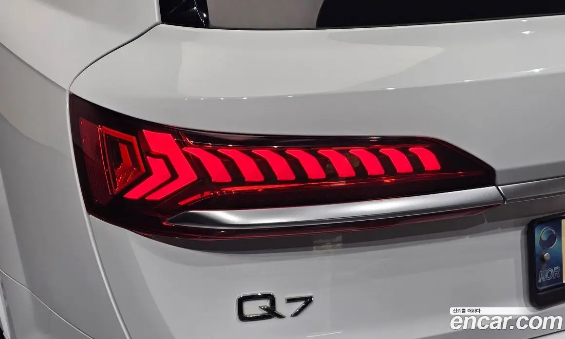 Audi Q7 2021 3.0 автомат (гидро), фото 9 Audi Q7 2021 3.0 автомат (гидро), фото 9