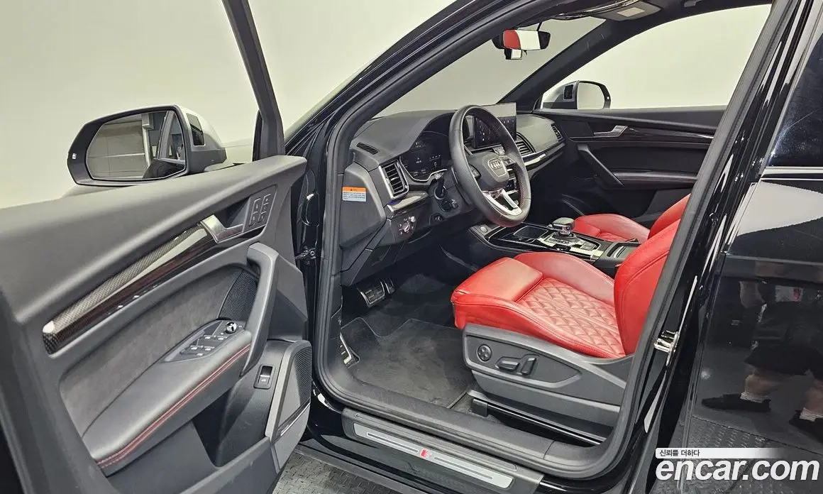 Audi SQ5 2021 3.0 автомат (гидро), фото 13
