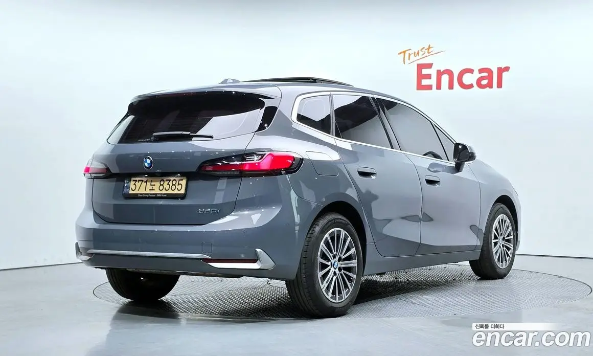 BMW 2 серия 2023 2.0 автомат (гидро), фото 2 BMW 2 серия 2023 2.0 автомат (гидро), фото 2