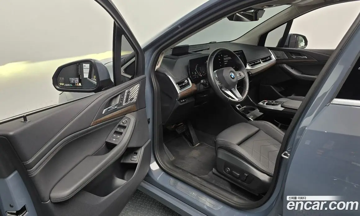 BMW 2 серия 2023 2.0 автомат (гидро), фото 10 BMW 2 серия 2023 2.0 автомат (гидро), фото 10