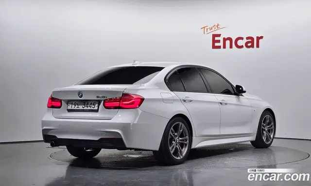BMW 3 серия, 2018, 63 981 км