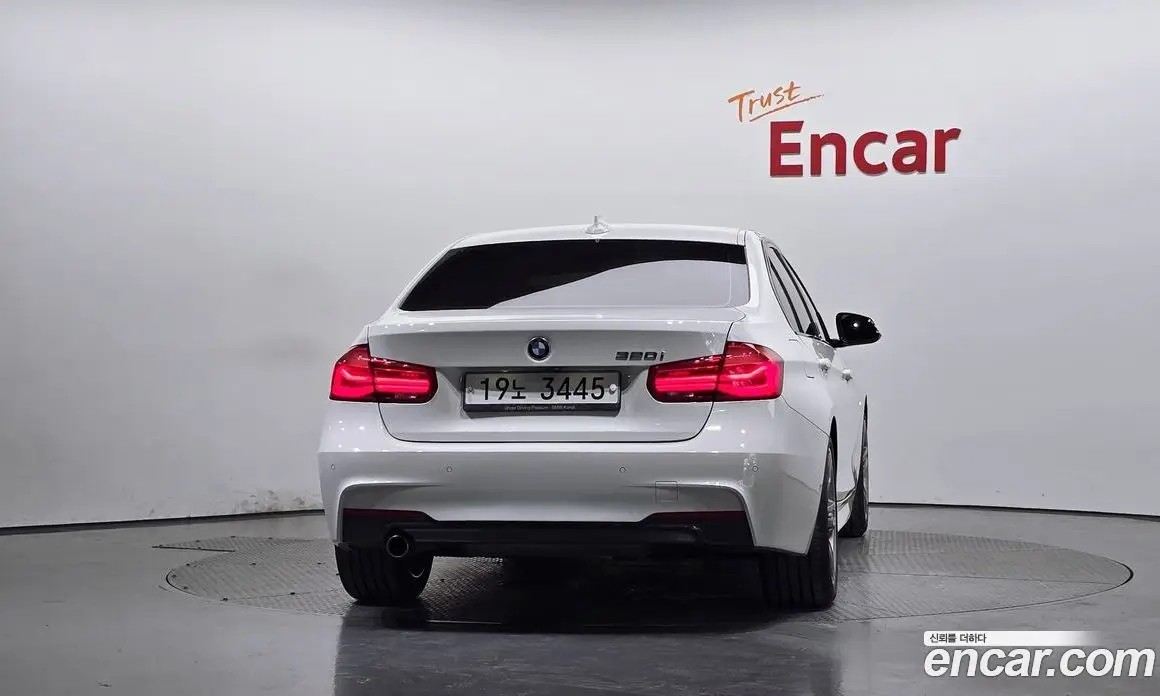BMW 3 серия 2018 2.0 автомат (гидро), фото 3
