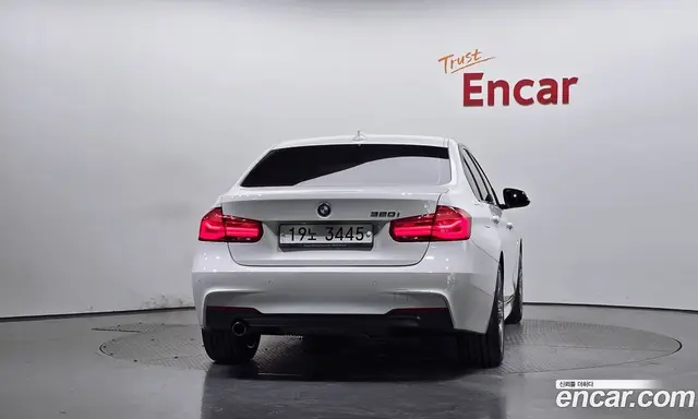 BMW 3 серия 2018 2.0 автомат (гидро), миниатюра 3