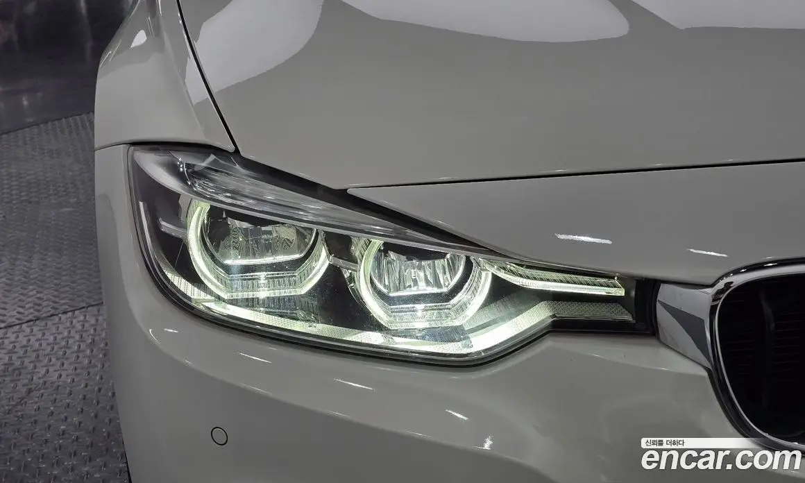 BMW 3 серия 2018 2.0 автомат (гидро), фото 7