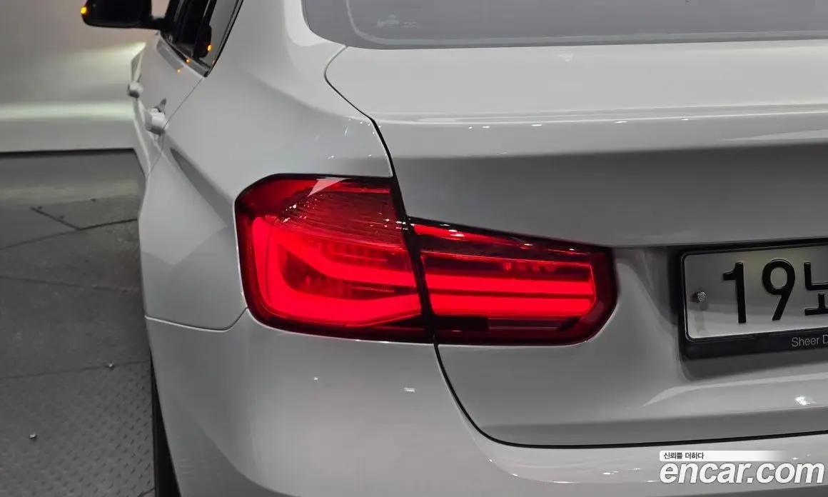 BMW 3 серия 2018 2.0 автомат (гидро), фото 8