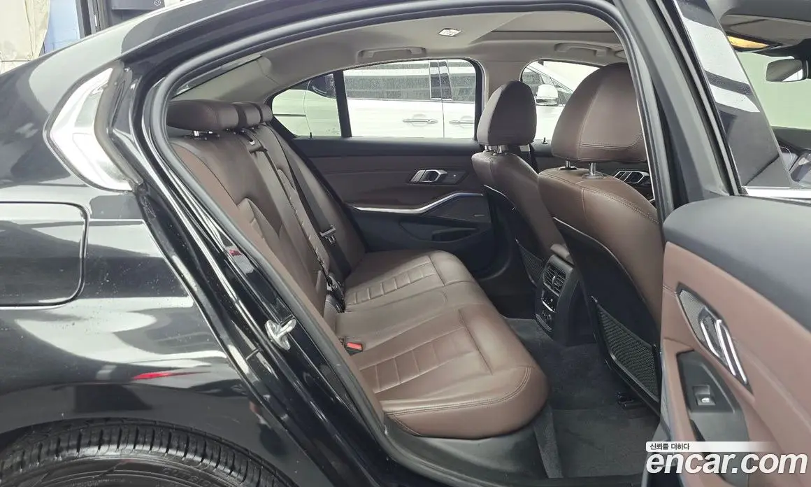 BMW 3 серия 2020 2.0 автомат (гидро), фото 17