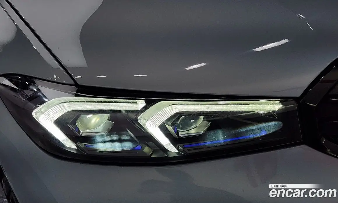 BMW 3 серия 2025 3.0 автомат (гидро), фото 8