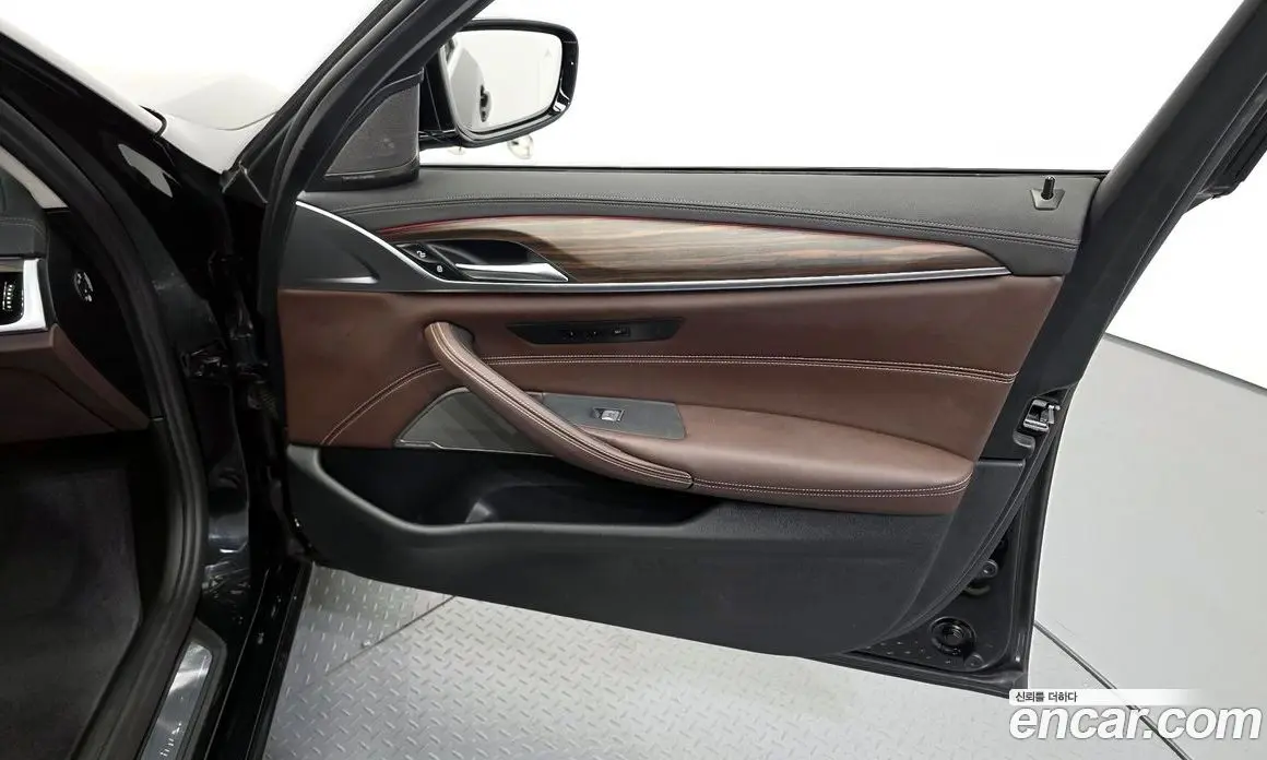 BMW 5 серия 2022 2.0 автомат (гидро), фото 14 BMW 5 серия 2022 2.0 автомат (гидро), фото 14