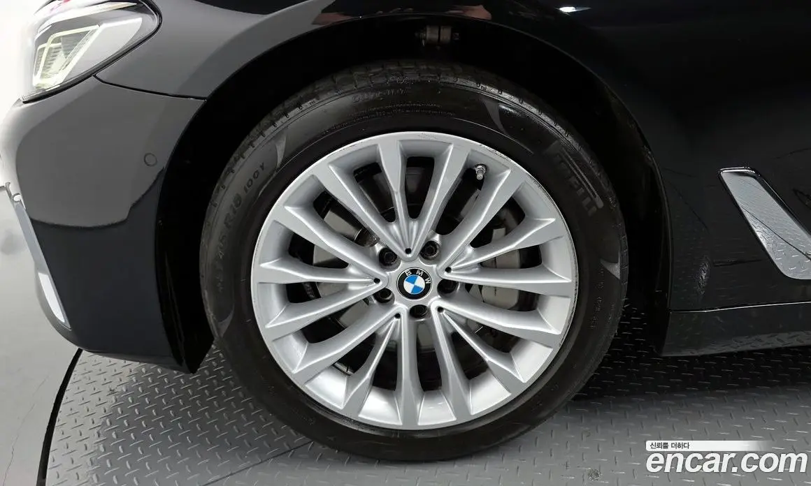 BMW 5 серия 2022 2.0 автомат (гидро), фото 5 BMW 5 серия 2022 2.0 автомат (гидро), фото 5