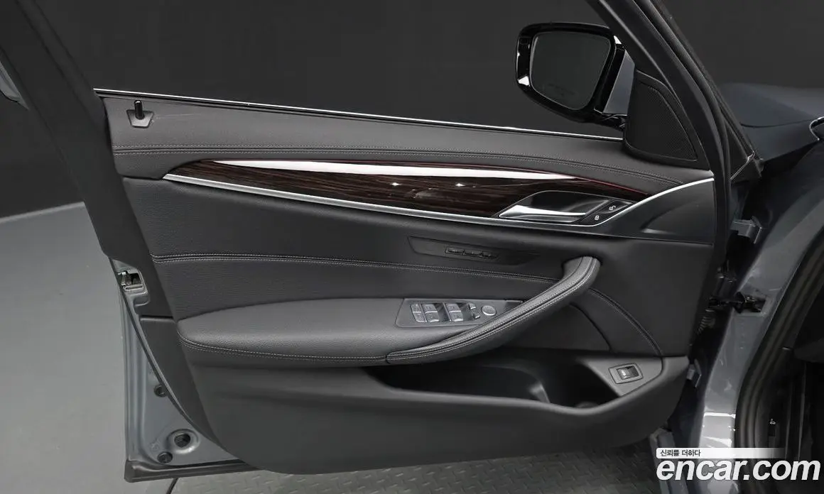 BMW 5 серия 2022 2.0 автомат (гидро), фото 13
