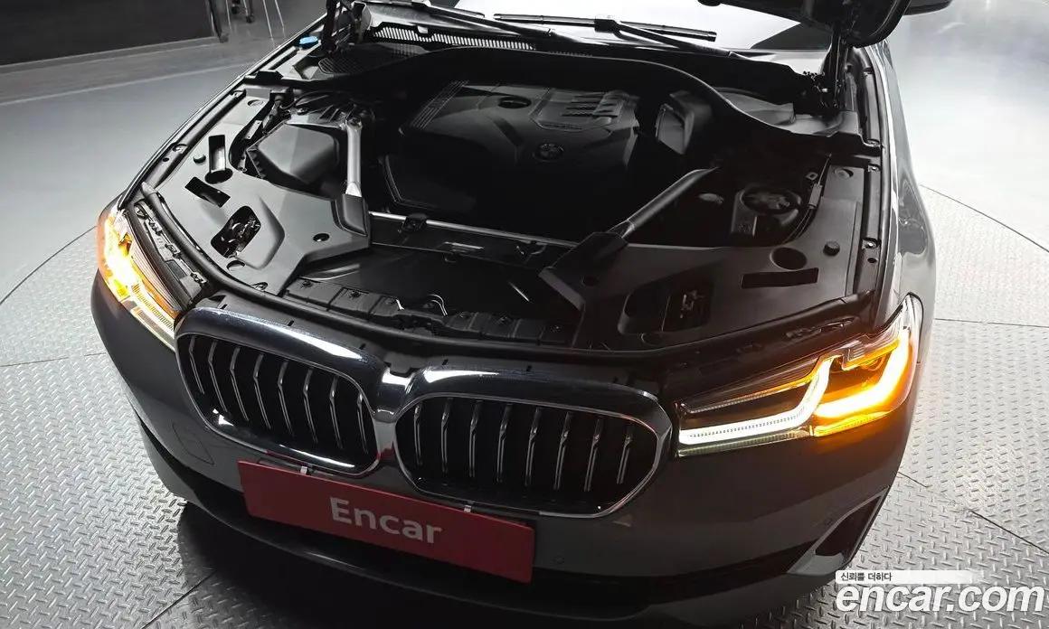BMW 5 серия 2022 2.0 автомат (гидро), фото 5