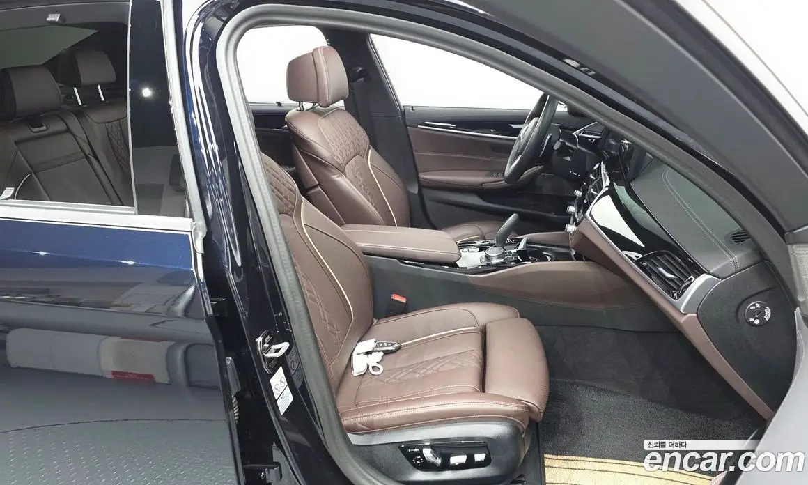 BMW 5 серия 2023 2.0 автомат (гидро), фото 16
