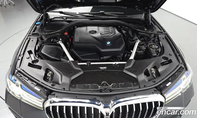 BMW 5 серия 2023 2.0 автомат (гидро), миниатюра 6