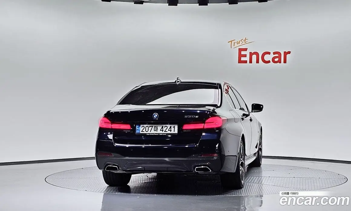 BMW 5 серия 2023 2.0 автомат (гидро), фото 3