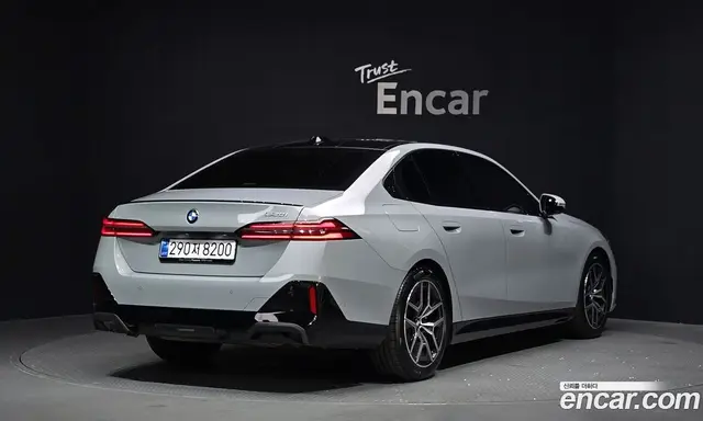 BMW 5 серия 2025 2.0 автомат (гидро), миниатюра 2 BMW 5 серия 2025 2.0 автомат (гидро), миниатюра 2