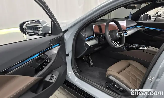 BMW 5 серия 2025 2.0 автомат (гидро), миниатюра 12