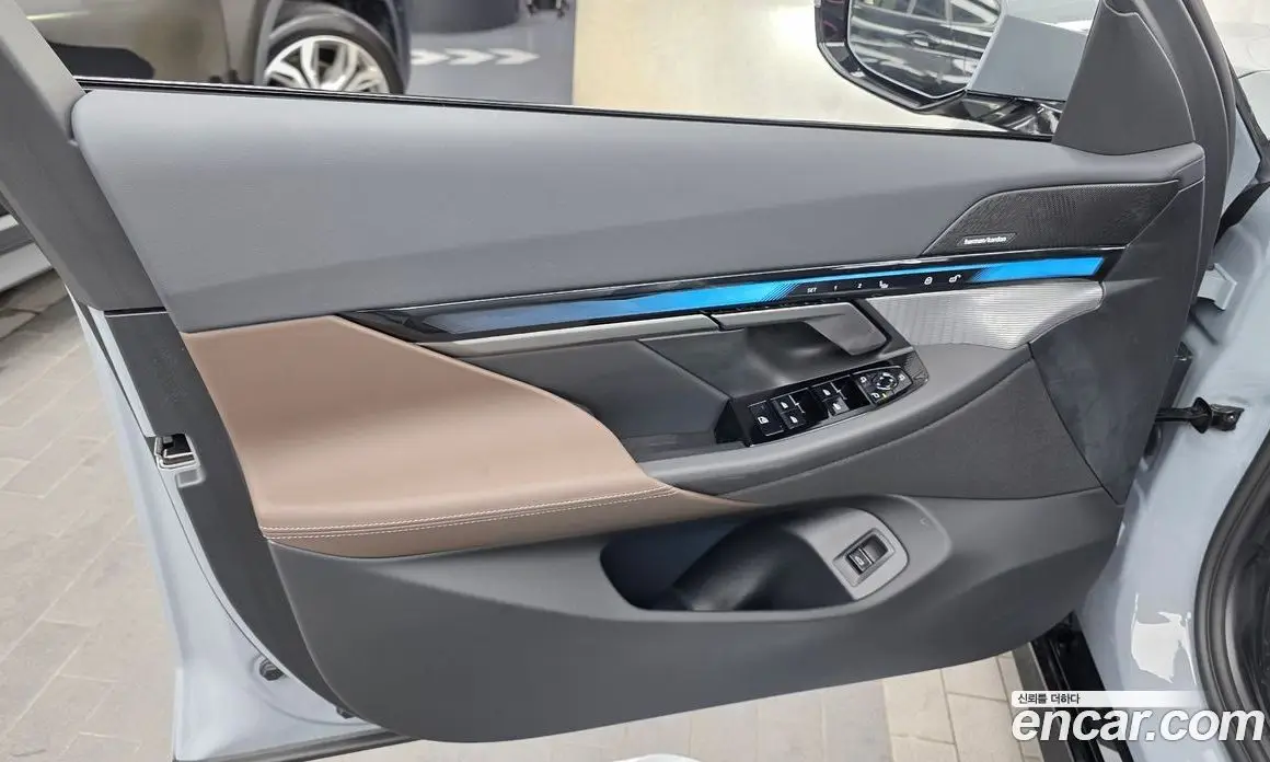 BMW 5 серия 2025 2.0 автомат (гидро), фото 13 BMW 5 серия 2025 2.0 автомат (гидро), фото 13