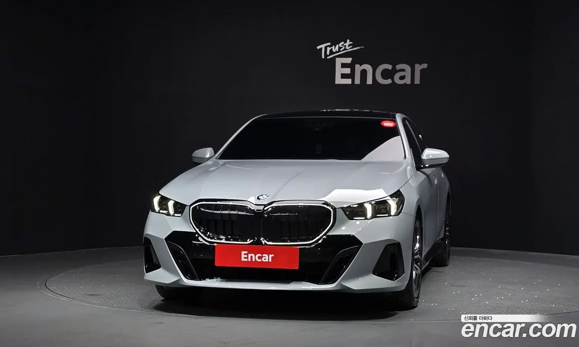 BMW 5 серия 2025 2.0 автомат (гидро), фото 3 BMW 5 серия 2025 2.0 автомат (гидро), фото 3