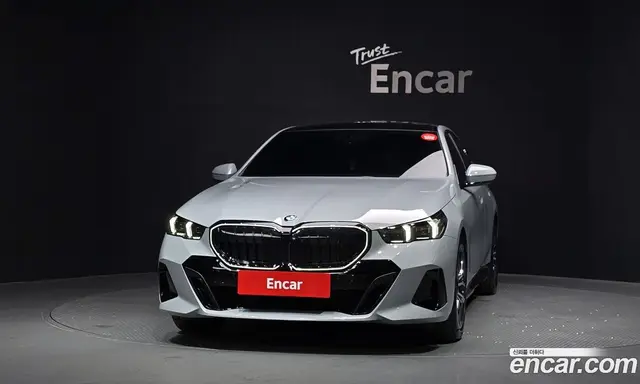 BMW 5 серия 2025 2.0 автомат (гидро), миниатюра 3 BMW 5 серия 2025 2.0 автомат (гидро), миниатюра 3