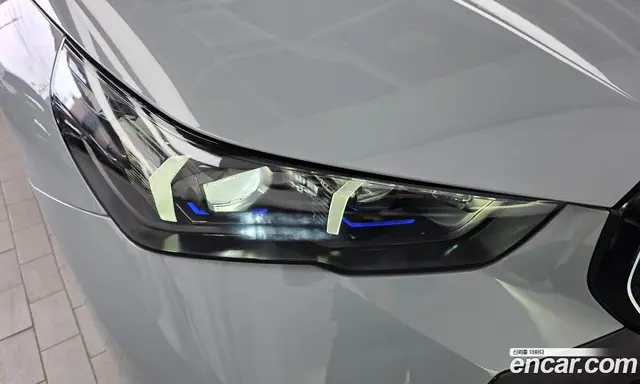 BMW 5 серия 2025 2.0 автомат (гидро), миниатюра 7 BMW 5 серия 2025 2.0 автомат (гидро), миниатюра 7