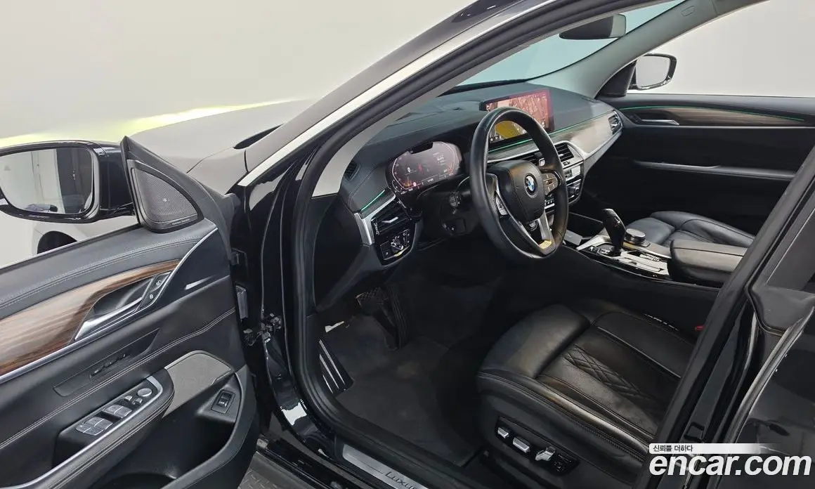 BMW 6 серия 2022 3.0 автомат (гидро), фото 13
