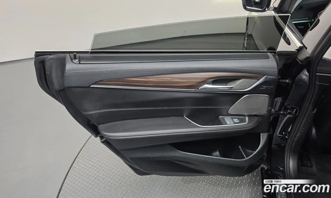 BMW 6 серия 2022 3.0 автомат (гидро), фото 15