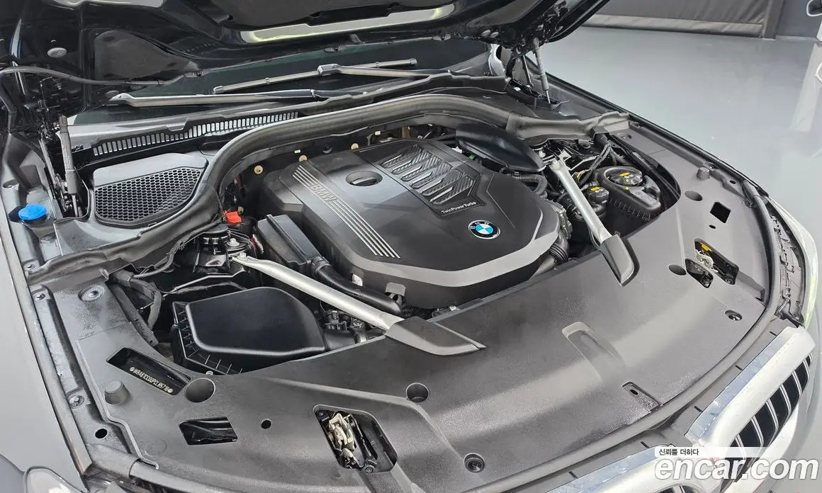 BMW 6 серия 2022 3.0 автомат (гидро), фото 6