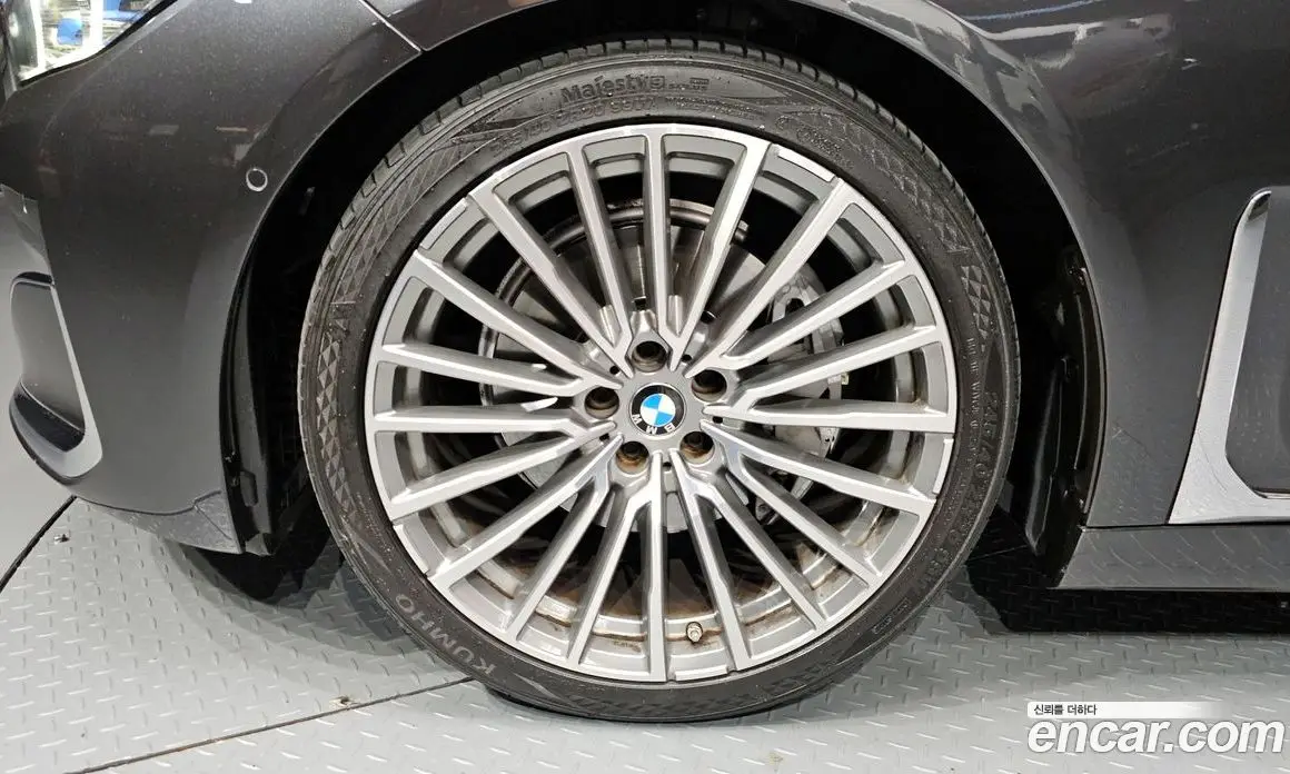 BMW 7 серия 2020 3.0 автомат (гидро), фото 5