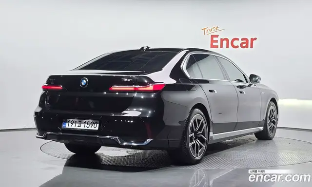 BMW 7 серия, 2025, 33 163 км