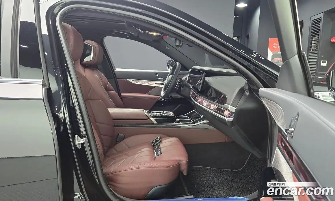 BMW 7 серия 2025 3.0 автомат (гидро), фото 15 BMW 7 серия 2025 3.0 автомат (гидро), фото 15