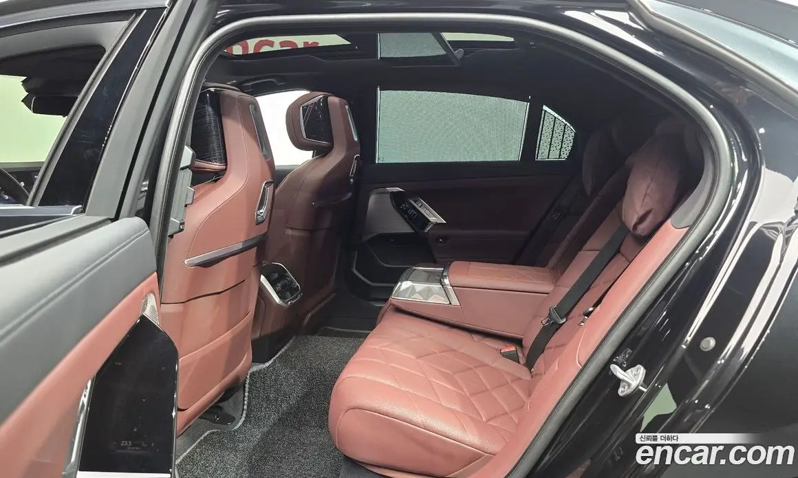 BMW 7 серия 2025 3.0 автомат (гидро), фото 16 BMW 7 серия 2025 3.0 автомат (гидро), фото 16
