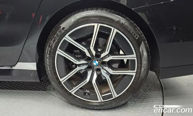 BMW 7 серия 2025 3.0 автомат (гидро), миниатюра 6 BMW 7 серия 2025 3.0 автомат (гидро), миниатюра 6