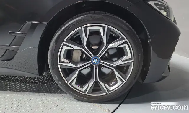 BMW i4 2022 0.2 автомат (гидро), миниатюра 7