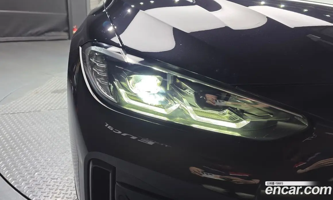 BMW i4 2022 0.2 автомат (гидро), фото 8