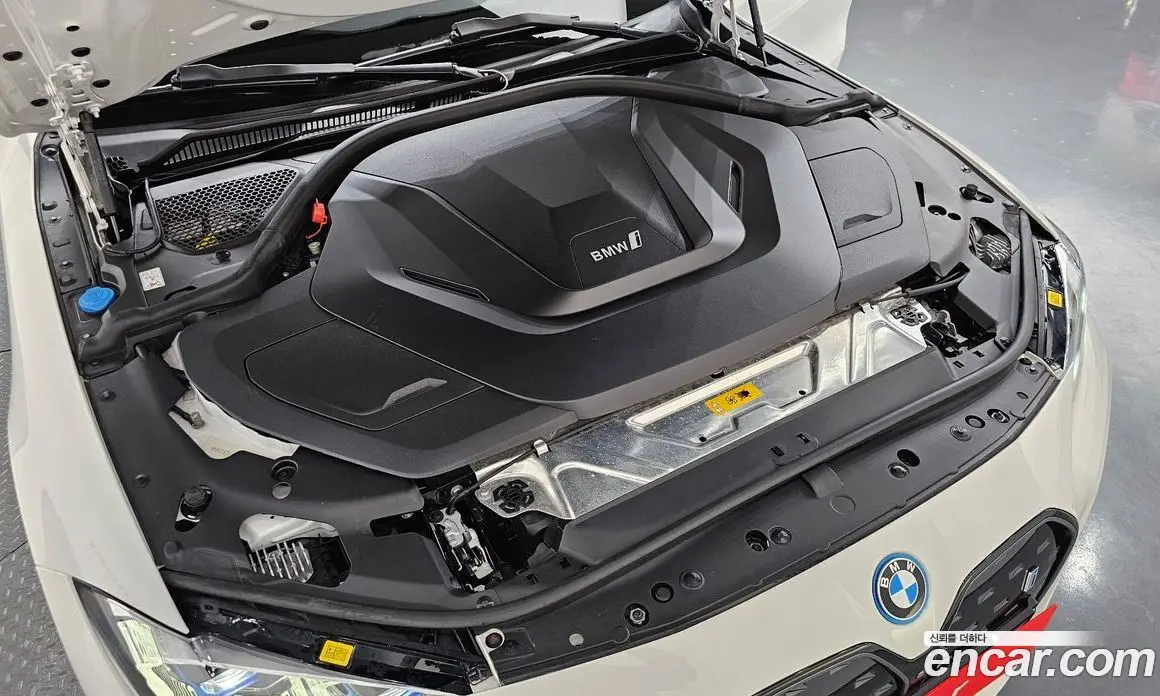 BMW i4 2022 0.2 автомат (гидро), фото 6 BMW i4 2022 0.2 автомат (гидро), фото 6