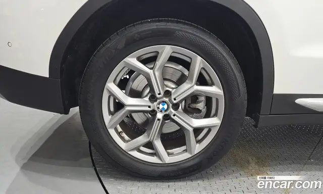 BMW X3 2023 2.0 автомат (гидро), миниатюра 5