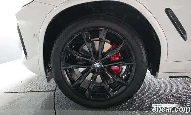 BMW X4 2025 2.0 автомат (гидро), миниатюра 5